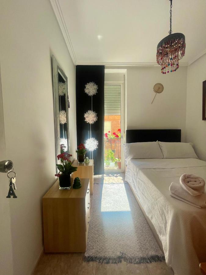 Habitacion Privada En Piso Compartido Valencia Exterior photo
